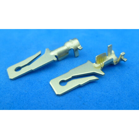 3-5901  kontakt male 6,3 x 0,8