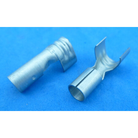 IT28TS bougie terminal recht