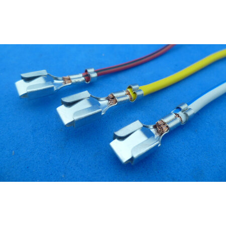 EV-fem-2.5  kontakt 6,3 mm 2,5 mm2