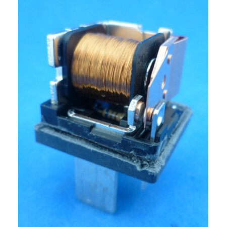 MAXI-12/70-MR  relais 12V 70A