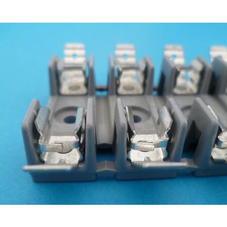 GZH-632/12 Glaszekeringhouder 12-Voud