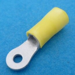 Y673  oog  3 mm 100 stuks