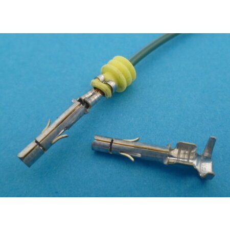 3-1202S female kontakt