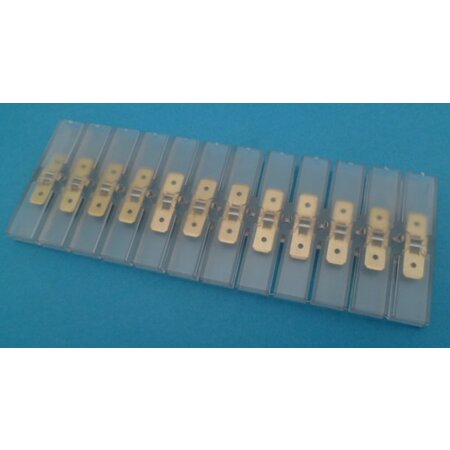 2452 schuifstekkerstrip breed 12-V