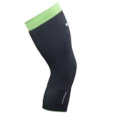 Q36.5 Q36.5 Knee Warmer, pre shaped for better comfort.