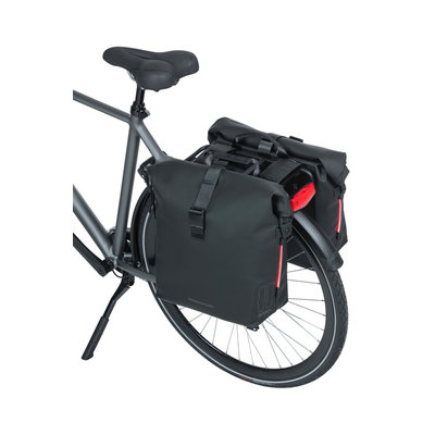 Basil SoHo - dubbele fietstas Nordlicht - 36 liter - night zwart