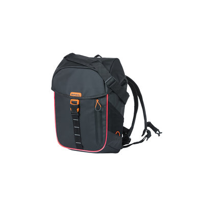 Basil Miles Tarpaulin - bicycle daypack Nordlicht - 17 liter - black/orange