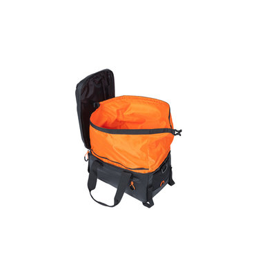 Basil Miles Tarpaulin - bagagedragertas - 8 liter - zwart/oranje