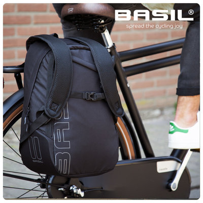 Basil Flex - fietsrugzak - 17 liter- signal rood