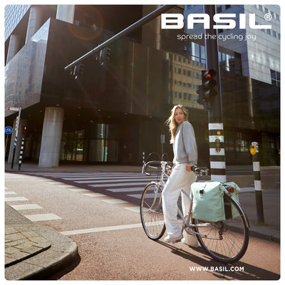 Basil SoHo - bicycle double bag Nordlicht  - 36liter - pastel  green