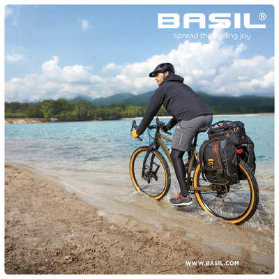 Basil Miles Tarpaulin - bagagedragertas - 8 liter - zwart/oranje