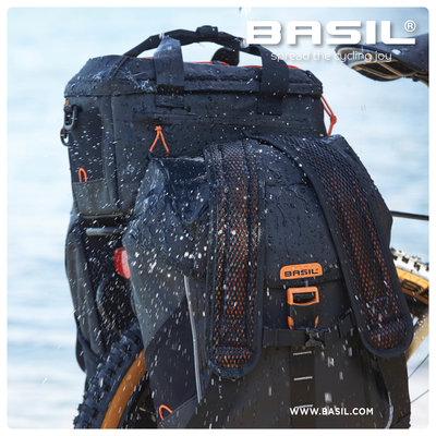 Basil Miles Tarpaulin - Gepäckträgertasche - 7 Liter - schwarz/orange