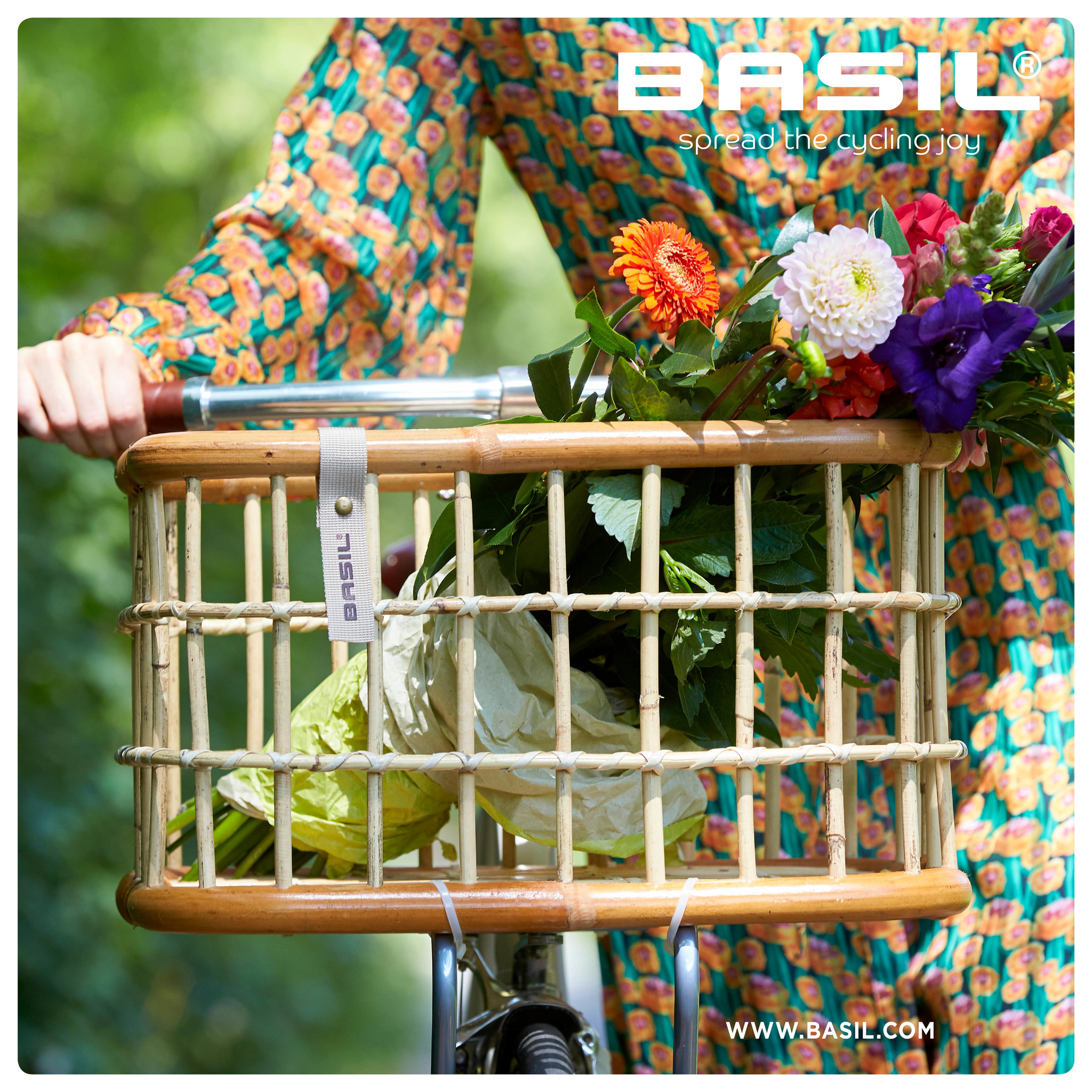 Basil- Green Rotan fietsmand voorop- natural bruin - Basil
