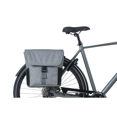 Basil GO – dubbele fietstas – 28 liter - grijs