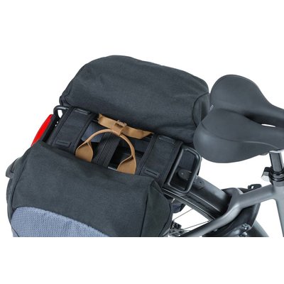 Basil Miles - double cycle bag - 26 liter - black/grey