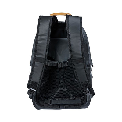 Basil Urban Dry - bicycle backpack - 18 liter - black