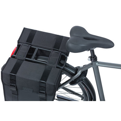 Basil Tour Waterproof - Fahrrad Doppeltasche - 25 Liter - schwarz