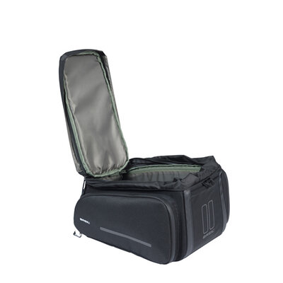 Basil Move - trunkbag MIK - 10-26 liter - black