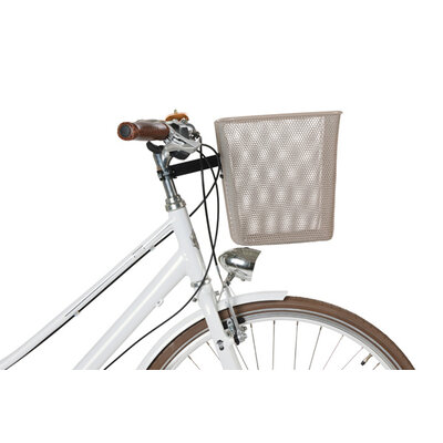 Basil Bilbao FM - bicycle basket – front - nude metallic