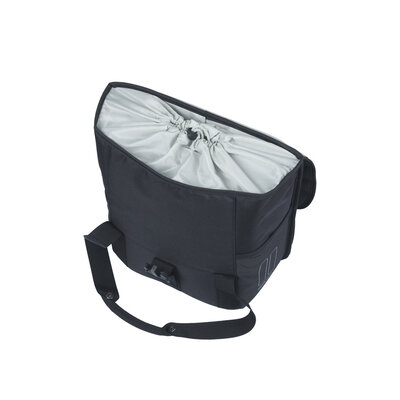 Basil GO - enkele fietstas - 16 liter - zwart