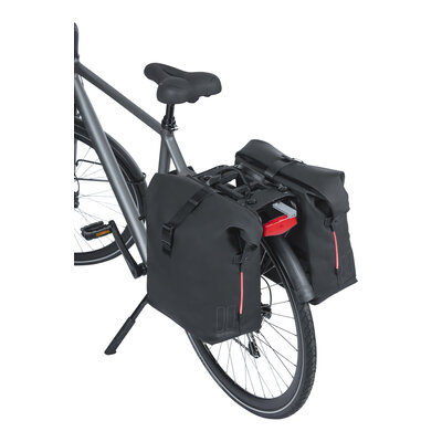 Basil SoHo Nordlicht MIK - bicycle double bag -  41 liter - night black