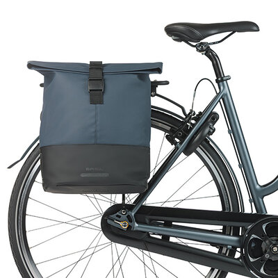 Basil Cove - dubbele fietstas MIK - 28-32L - marineblauw/zwart