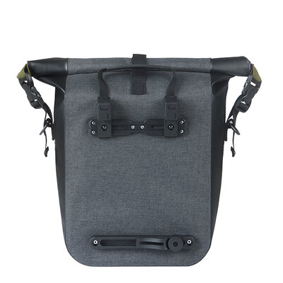 Basil Navigator Storm M - single bag MIK Hooks - 12-15L - black
