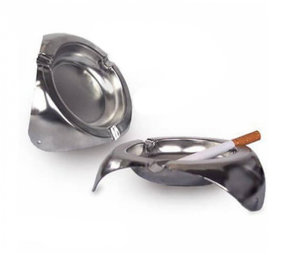 Bookwill Cendrier - 125mm - Triangle - Métal Bookwill Cendrier - 125mm - Triangle - Métal