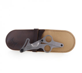 Fox Fox Cigar Club - Stainless Steel Bead Blasted + Leather Sheath Fox Fox Cigar Club - Stainless Steel Bead Blasted + Leather Sheath