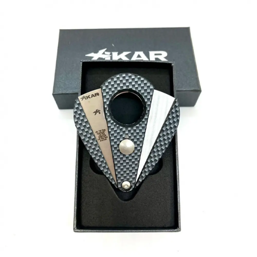 Xikar Xikar - Cigar cutter - Xi2 V-Cut - Carbon Fiber Look Xikar Xikar - Cigar cutter - Xi2 V-Cut - Carbon Fiber Look