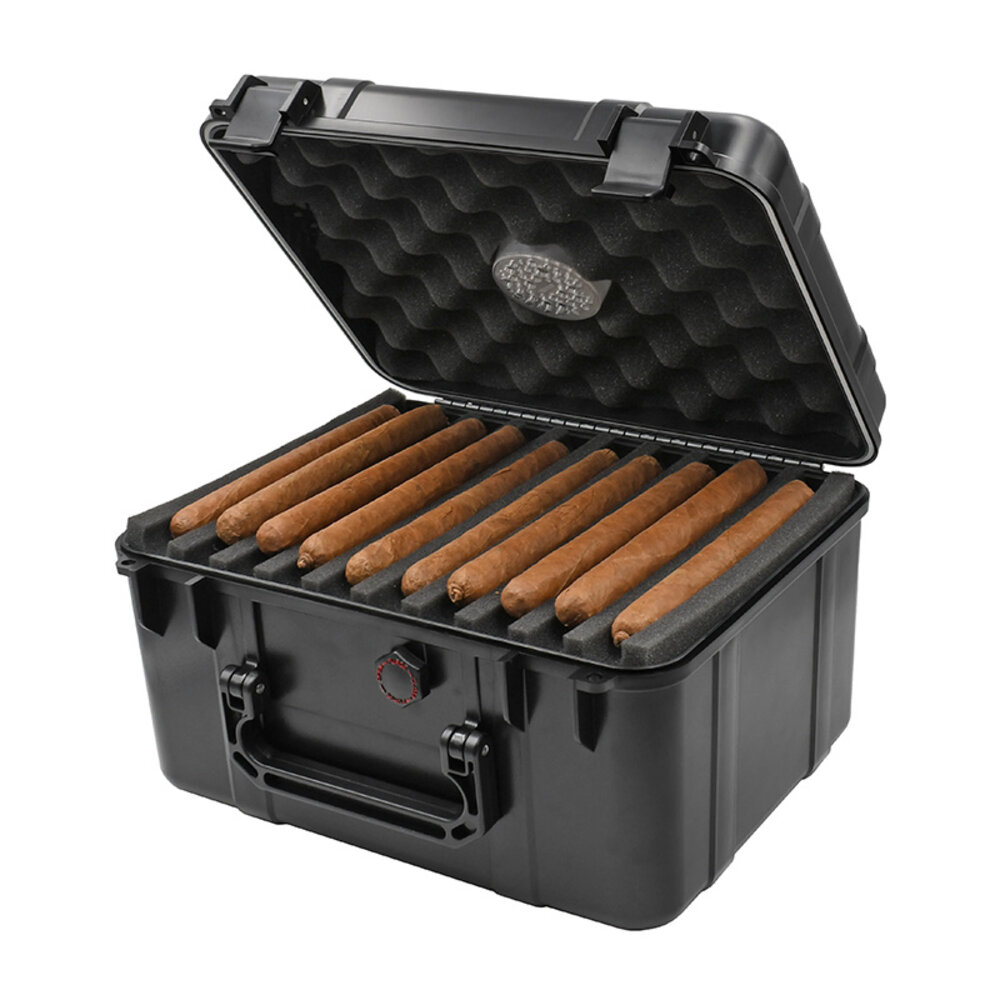Xikar Xikar Travel Humidor - 60 Cigar - Black Xikar Xikar Travel Humidor - 60 Cigar - Black