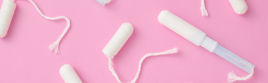Wat zit er eigenlijk in je tampon? (En nee, dat is niet altijd alleen katoen...)