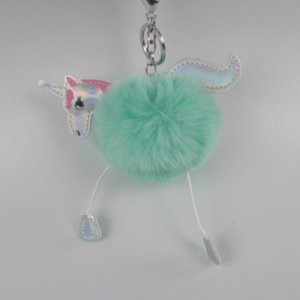 Janshop Eenhoorn imitatiebont fluffy ball pompom sleutelhanger