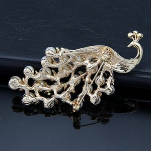 Janshop Kunstparels Pauw Broche Rhinestones Goud