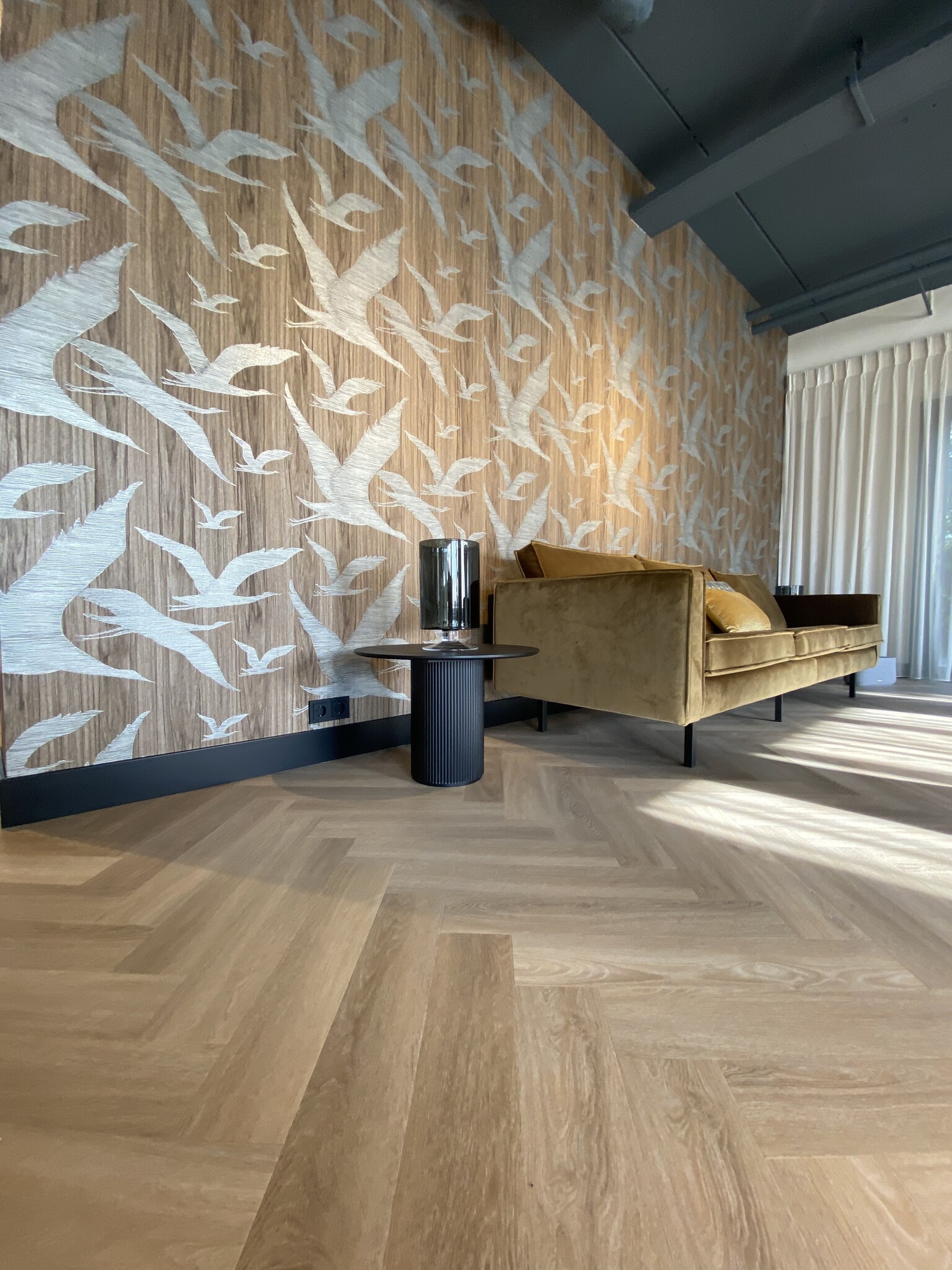 Floorlife ALL IN YUP Herringbone Beige Visgraat PVC