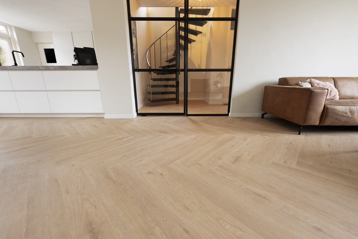 Floer Walvisgraat Gaia Grijsbeige FLR-3527 PVC