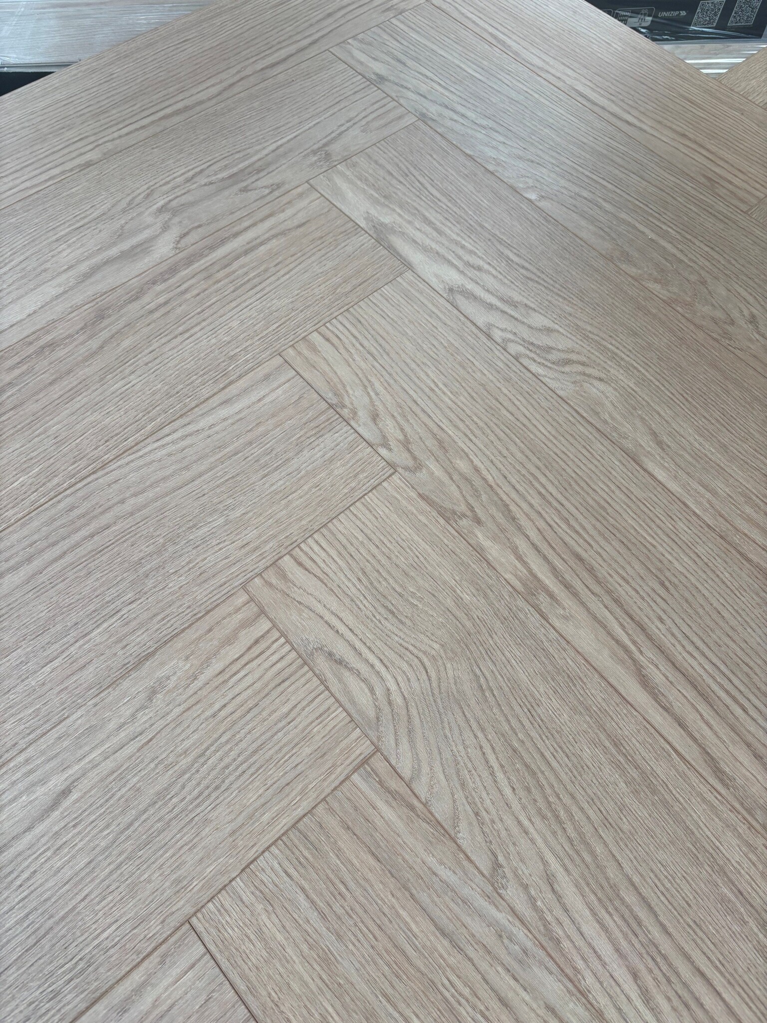 Hebeta Novelle 978018 Visgraat Laminaat