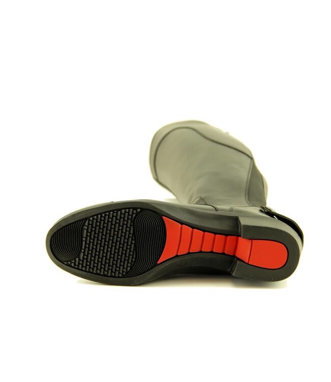 Petrie Firenze is een zachte soepele veterlaars met en Nubuck leren binnenzijde