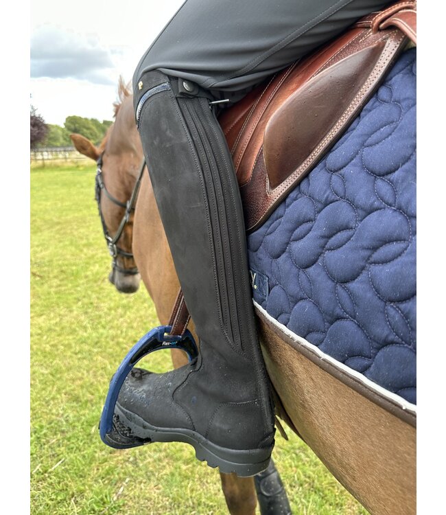 Petrie Boots Petrie Explorer nubuck