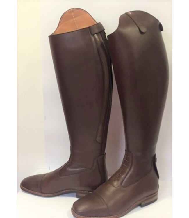 Petrie Jumping Boots (laced) 25% discount J507-7.5 Petrie Aberdeen laced riding boot with elastic section  brown size 7.5 50-46.5 custom made