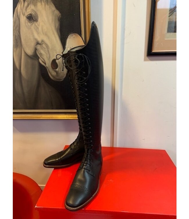 Petrie Boots Z052-38 Petrie Full Laced up boot  Rimini with zipper at the back  EU size 38 48-33 LX