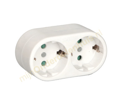 VB verdeelstekker 2x RA verticaal wit 41258