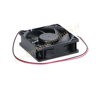 DC ventilator 80x80x25 mm 12V