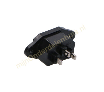 Universele voedingsstekker contra voor apparaten C14