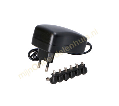 Universele adapter 3/4.5/5/6/7.5/9/12V 2.1A 30W + USB-A contra