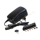 Classic Universele adapter 3/4.5/5/6/7.5/9/12V 2.1A 30W + USB-A contra