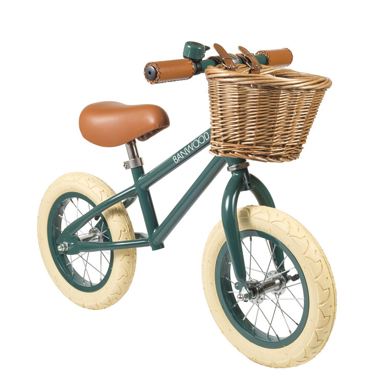 Loopfiets First Go Groen Van Banwood Klein En Stoer Loopfiets First Go Groen Van Banwood Klein En Stoer
