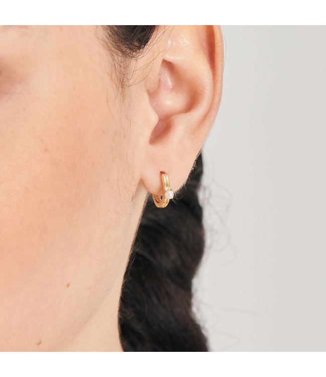 Ania Haie Oorring Gold pearl cabochon huggie hoop