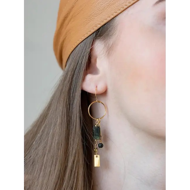 Murielle Perrotti Oorring UMA-E2-GB