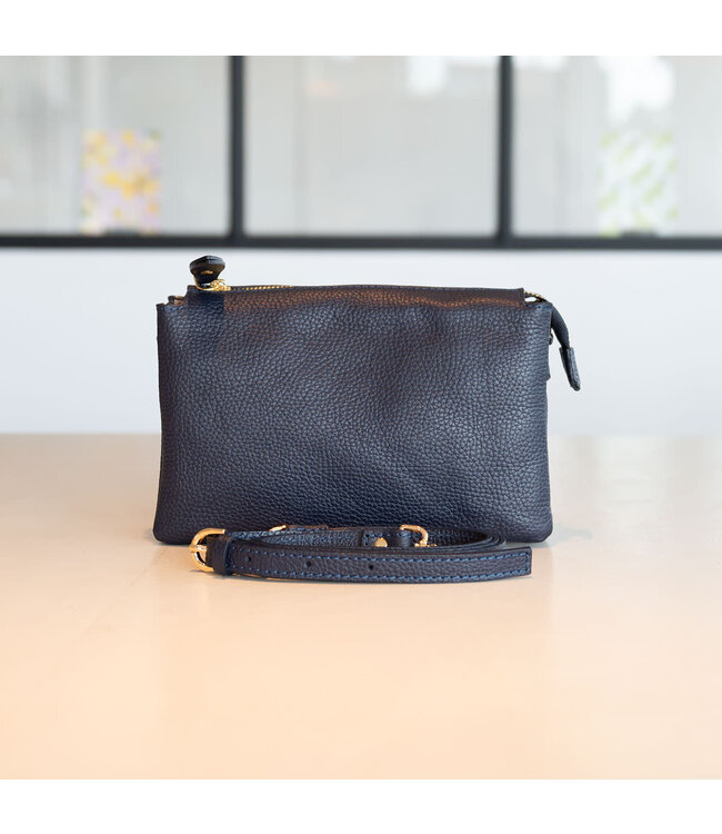 Carol J Handtas Harmonie Blue